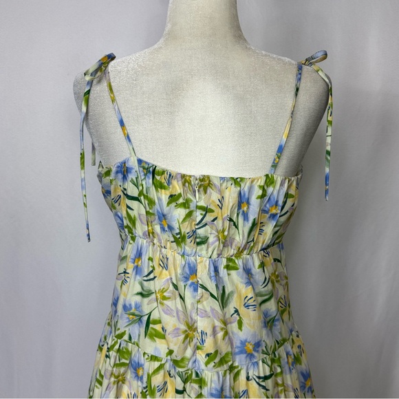 ASTR The Label Tie Strap Tiered Maxi Dress Size Medium Cream Blue Floral NWOT - Picture 9 of 13